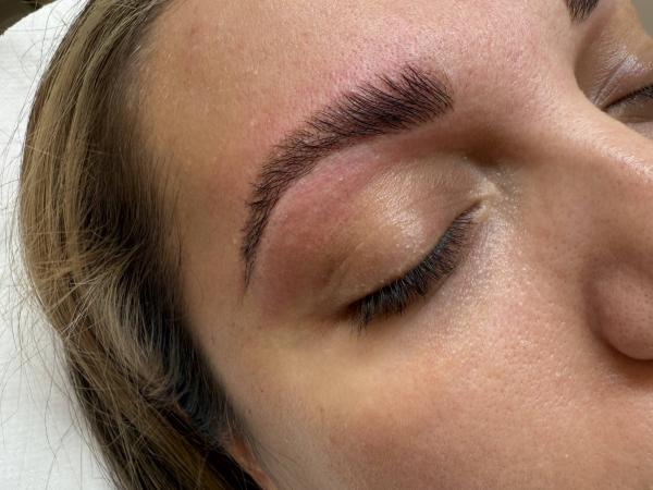 Brow Shape & Tint
